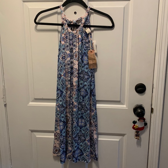 Printed flowy tie back dress - Picture 1 of 6
